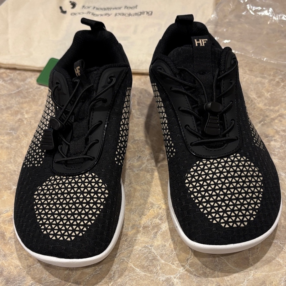 Hike Women’s Shoe size 38 New Never Worn